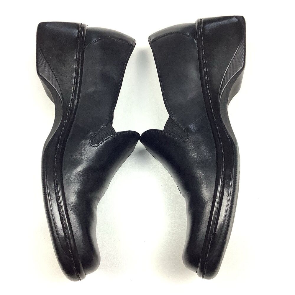 Clarks Slip On Shoes Women Size 6 M Black Leather Loafers Clogs Comfort - Picture 4 of 9